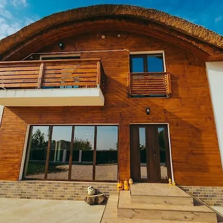 Pensiunea Casuta Cu Stuf Salcioara (Dobruja)