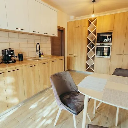 Pensión Pensiunea Casuta Cu Stuf Salcioara (Dobruja)