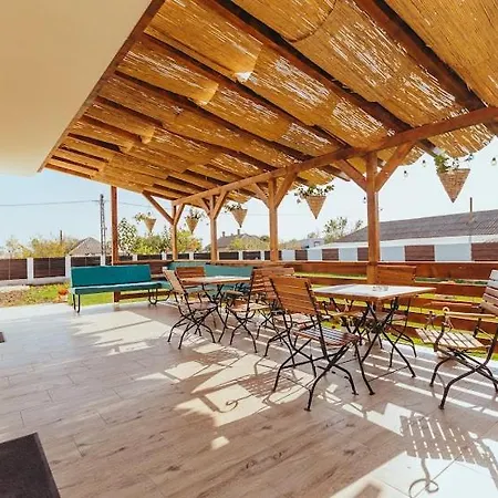 Pensiunea Casuta Cu Stuf 3* Salcioara (Dobruja)