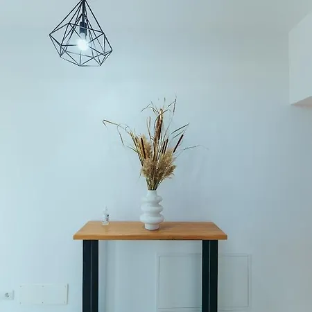 Pensiunea Casuta Cu Stuf