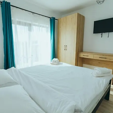 بيت ضيافة Pensiunea Casuta Cu Stuf 3*